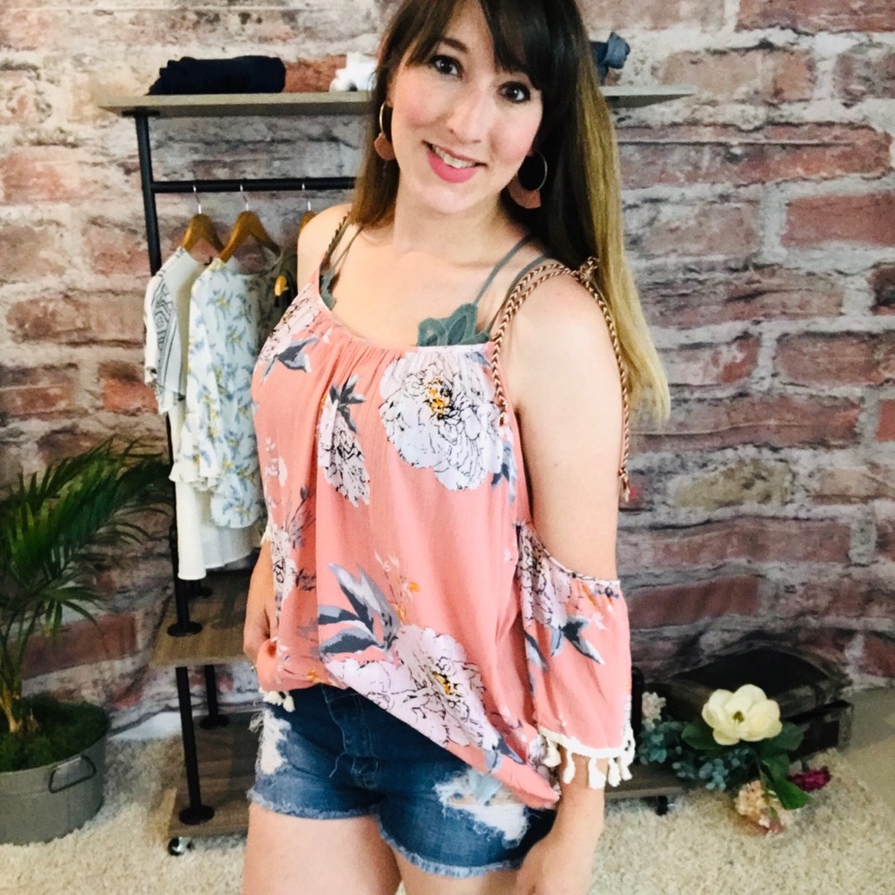 Tie strap tank